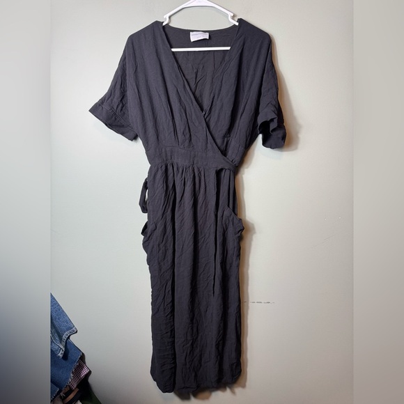 Modern Citizen Wrap Dress Midi Length Short Sleeve V Neck Pockets Black Size M - Picture 3 of 8